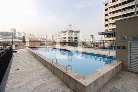 Studio à venda com 33m², 1 quarto e sem vaga Studio à venda com 33m², 1 quarto e sem vagapiscina_4