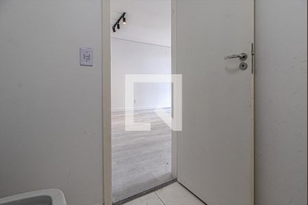 Studio à venda com 33m², 1 quarto e sem vaga Studio à venda com 33m², 1 quarto e sem vagabanheiro social_4