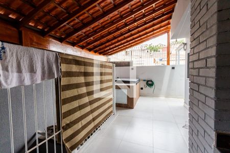 Casa à venda com 340m², 5 quartos e 6 vagasQuintal