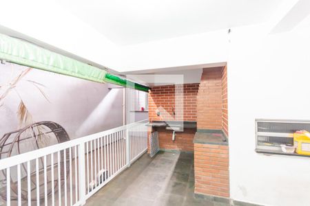 Casa à venda com 340m², 5 quartos e 6 vagasChurrasqueira