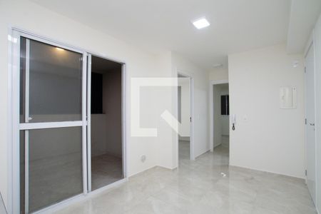 Sala de apartamento para alugar com 2 quartos, 44m² em Vila das Bandeiras, Guarulhos