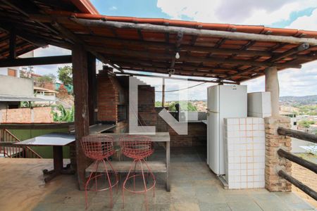 Casa à venda com 405m², 5 quartos e 4 vagasEspaço Gourmet