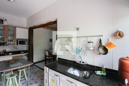 Casa à venda com 405m², 5 quartos e 4 vagasCozinha