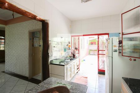 Casa à venda com 405m², 5 quartos e 4 vagasCozinha