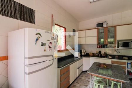 Casa à venda com 405m², 5 quartos e 4 vagasCozinha