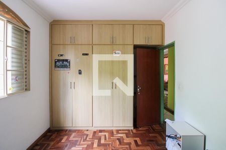 Casa à venda com 405m², 5 quartos e 4 vagasQuarto 1