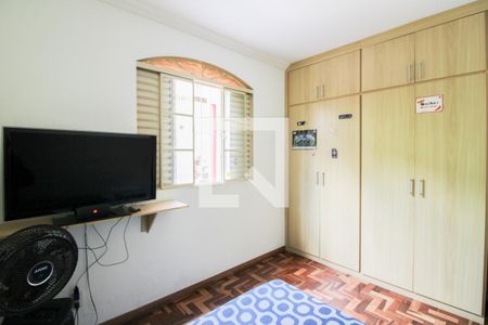 Casa à venda com 405m², 5 quartos e 4 vagasQuarto 1