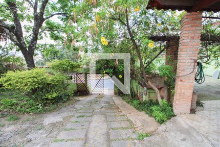 Casa à venda com 405m², 5 quartos e 4 vagasEntrada