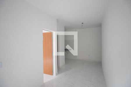Sala de apartamento para alugar com 1 quarto, 32m² em Trindade, São Gonçalo