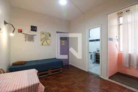 Sala de apartamento para alugar com 1 quarto, 50m² em Copacabana, Rio de Janeiro