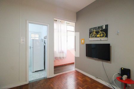 Sala de apartamento para alugar com 1 quarto, 50m² em Copacabana, Rio de Janeiro