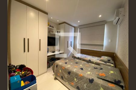 Apartamento à venda com 190m², 4 quartos e 2 vagas Apartamento à venda com 190m², 4 quartos e 2 vagasQuarto 2