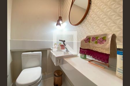 Apartamento à venda com 190m², 4 quartos e 2 vagas Apartamento à venda com 190m², 4 quartos e 2 vagasBanheiro