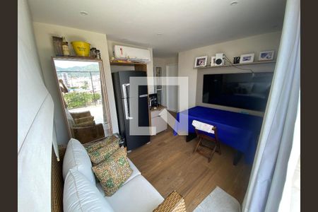 Apartamento à venda com 190m², 4 quartos e 2 vagas Apartamento à venda com 190m², 4 quartos e 2 vagasCobertura