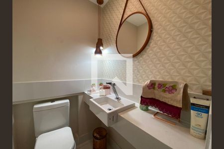 Apartamento à venda com 190m², 4 quartos e 2 vagas Apartamento à venda com 190m², 4 quartos e 2 vagasBanheiro