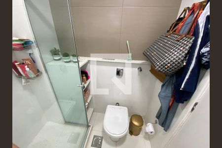 Apartamento à venda com 190m², 4 quartos e 2 vagas Apartamento à venda com 190m², 4 quartos e 2 vagasBanheiro do Quarto 1