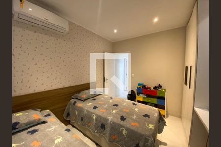 Apartamento à venda com 190m², 4 quartos e 2 vagas Apartamento à venda com 190m², 4 quartos e 2 vagasQuarto 2