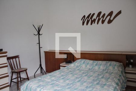 Casa à venda com 182m², 3 quartos e 2 vagasSuite