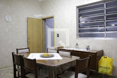 Casa à venda com 182m², 3 quartos e 2 vagasCozinha