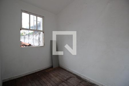 Casa à venda com 250m², 2 quartos e 4 vagasQuarto de Serviço