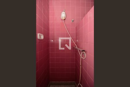 Casa à venda com 250m², 2 quartos e 4 vagasBanheiro