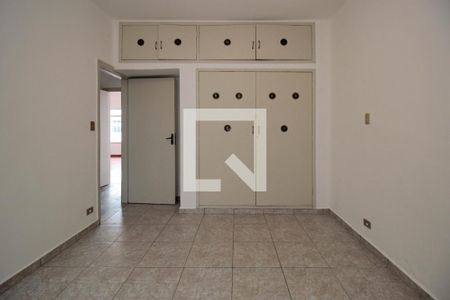 Casa à venda com 250m², 2 quartos e 4 vagasQuarto 2