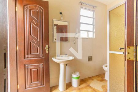 Casa de condomínio à venda com 335m², 5 quartos e 5 vagasBanheiro da Suíte 3