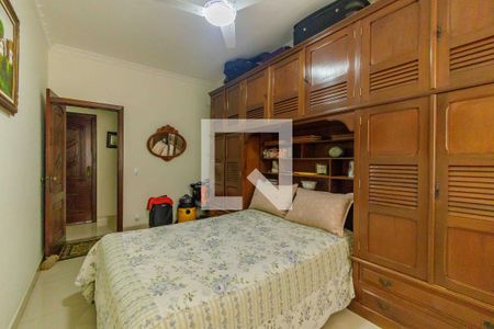 Casa de condomínio à venda com 335m², 5 quartos e 5 vagasQuarto 1