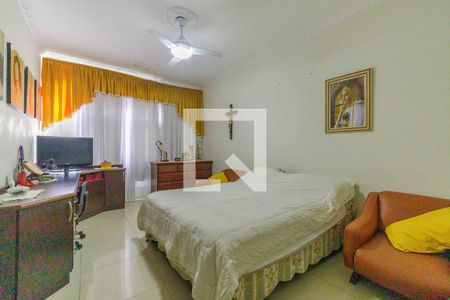 Casa de condomínio à venda com 335m², 5 quartos e 5 vagasSuíte 1