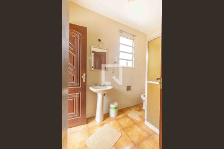 Casa de condomínio à venda com 335m², 5 quartos e 5 vagasBanheiro da Suíte 3