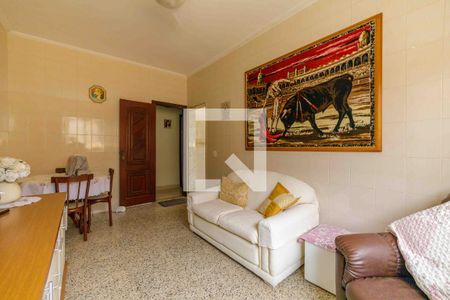 Casa de condomínio à venda com 335m², 5 quartos e 5 vagasSala Privativa