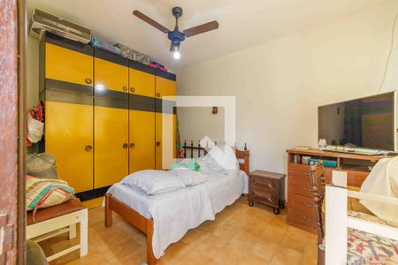 Casa de condomínio à venda com 335m², 5 quartos e 5 vagasSuíte 3