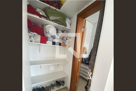 Apartamento à venda com 230m², 3 quartos e 3 vagasQuarto