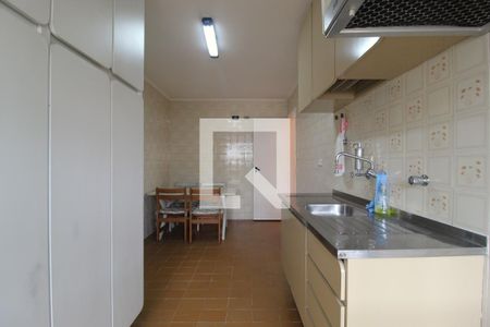 Apartamento à venda com 82m², 2 quartos e 1 vagaCozinha