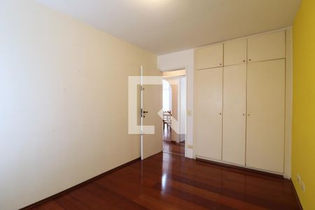 Apartamento à venda com 82m², 2 quartos e 1 vagaQuarto 2
