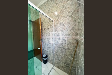 Casa à venda com 359m², 4 quartos e 5 vagasBanheiro 1