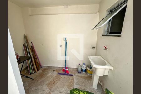 Casa à venda com 359m², 4 quartos e 5 vagasQuintal