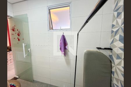 Casa à venda com 359m², 4 quartos e 5 vagasBanheiro 3