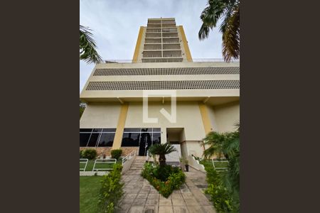 Apartamento à venda com 75m², 2 quartos e 1 vagaFachada