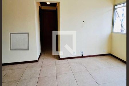 Apartamento à venda com 99m², 2 quartos e 1 vaga