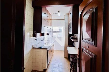 Apartamento à venda com 99m², 2 quartos e 1 vaga