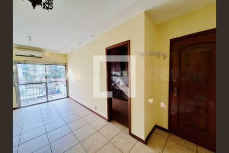 Apartamento à venda com 99m², 2 quartos e 1 vaga