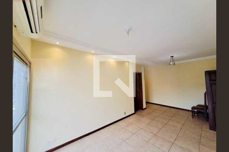 Apartamento à venda com 99m², 2 quartos e 1 vaga