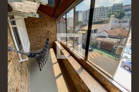 Casa à venda com 288m², 4 quartos e 2 vagas