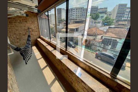 Casa à venda com 288m², 4 quartos e 2 vagas