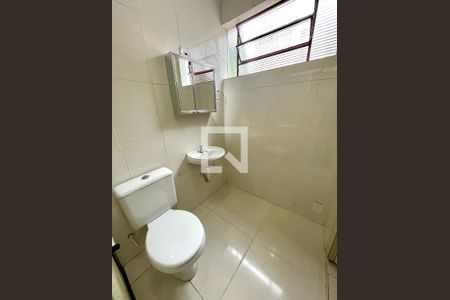 Casa à venda com 86m², 2 quartos e sem vagaBanheiro Social