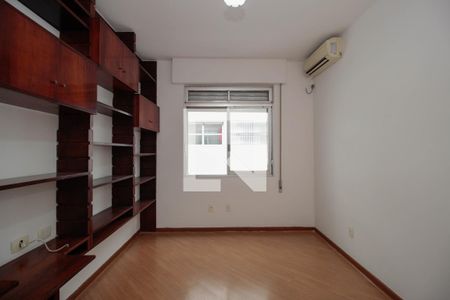 Apartamento à venda com 164m², 3 quartos e 1 vagaQuarto 2