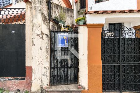 Casa à venda com 134m², 3 quartos e sem vaga Casa à venda com 134m², 3 quartos e sem vagaFachada da Entrada