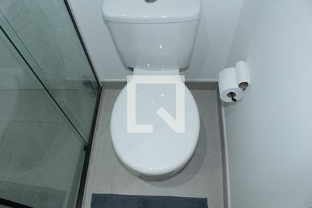 Banheiro Social de kitnet/studio para alugar com 1 quarto, 22m² em Vila Buarque, São Paulo