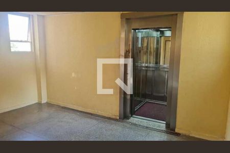 Apartamento à venda com 56m², 2 quartos e 1 vaga